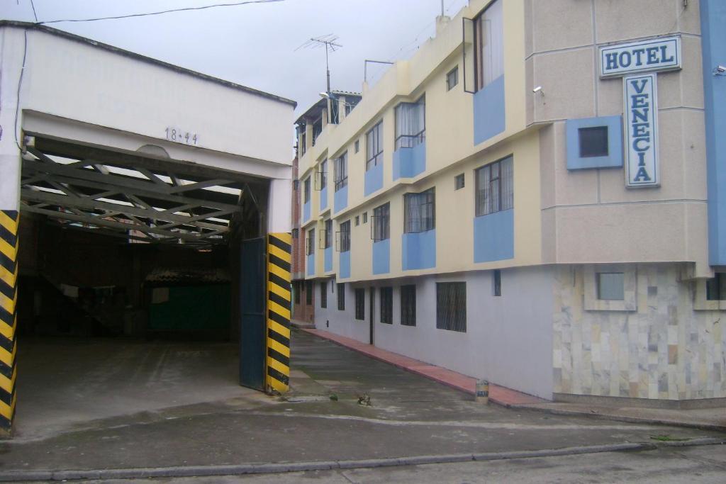 Hotel Venecia Confort Pasto Exterior foto